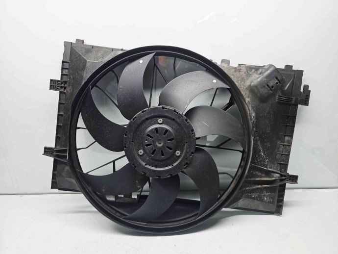 Electroventilator Mercedes Clasa C Combi (W205) [Fabr 2015-prezent] A2035400688 2.2 CDI 651921 150KW / 204CP