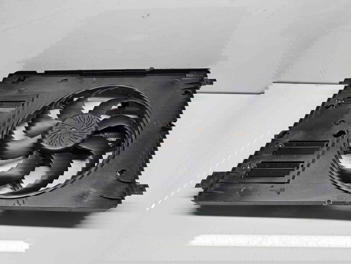 Electroventilator Volvo V40 II Facelift [Fabr 2013-2019] 31686809 2.0 D4204T8 88KW / 120CP