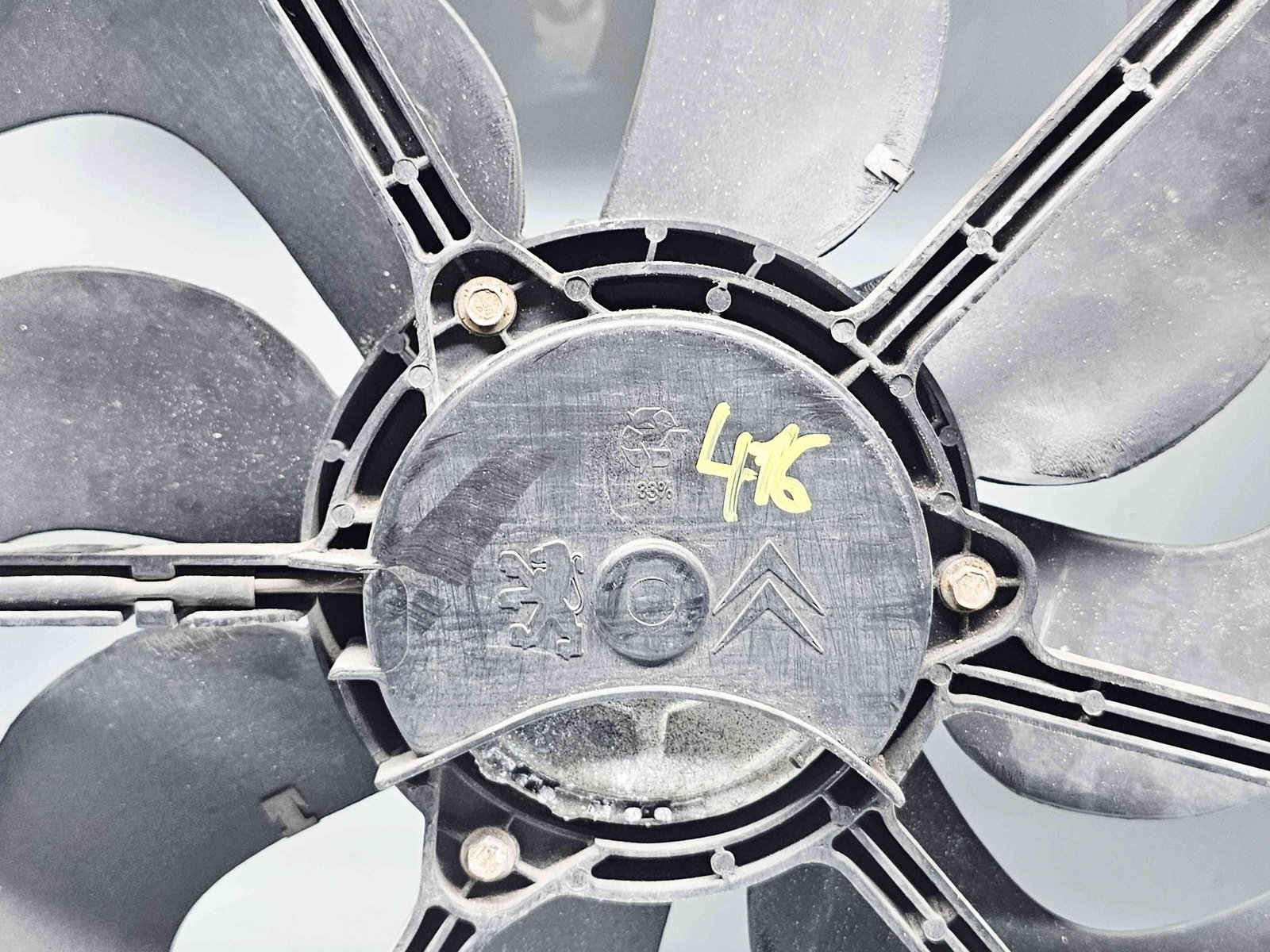 Electroventilator Peugeot 308 (II) [Fabr 2013-2020] 9806313880 2.0 hdi 9H05 110KW / 150CP - imagine 2