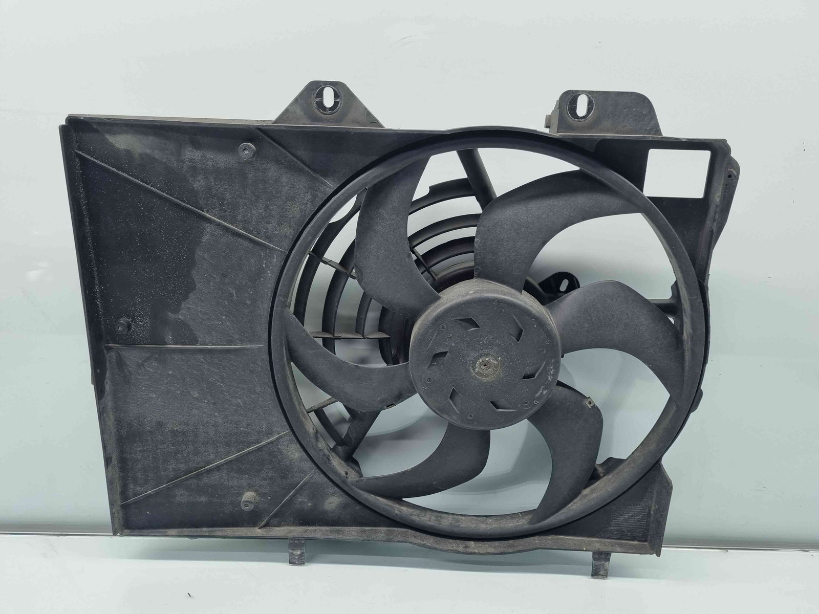 Electroventilator Peugeot 2008 [Fabr 2013-prezent] OEM 1.6 HDI DV6C 84KW / 115CP - imagine 2