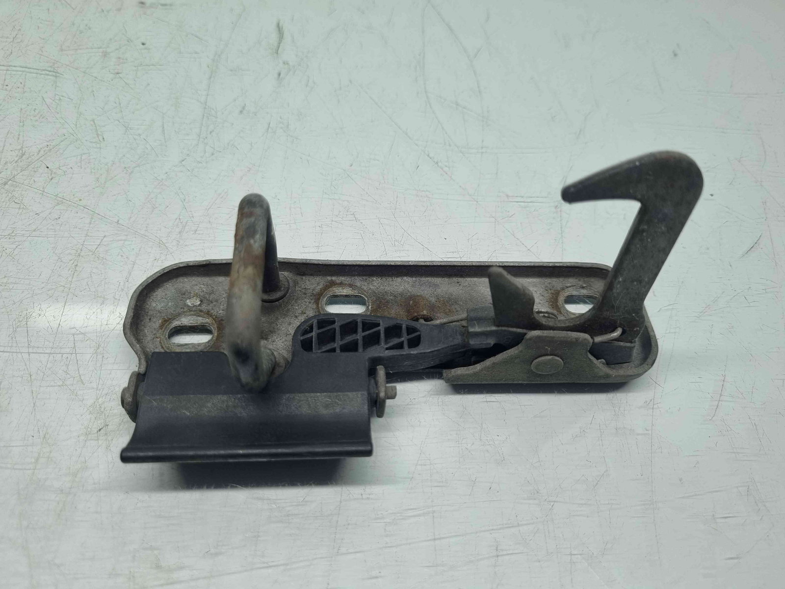 Maner deschidere capota Volkswagen Golf 6 (5K1) GTD [Fabr 2009-2013]