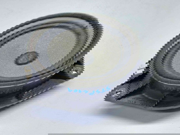  Boxa stanga spate Toyota Rav 4 II (CLA2, XA2, ZCA2, ACA2) [Fabr 2000-2006] 86160-42110