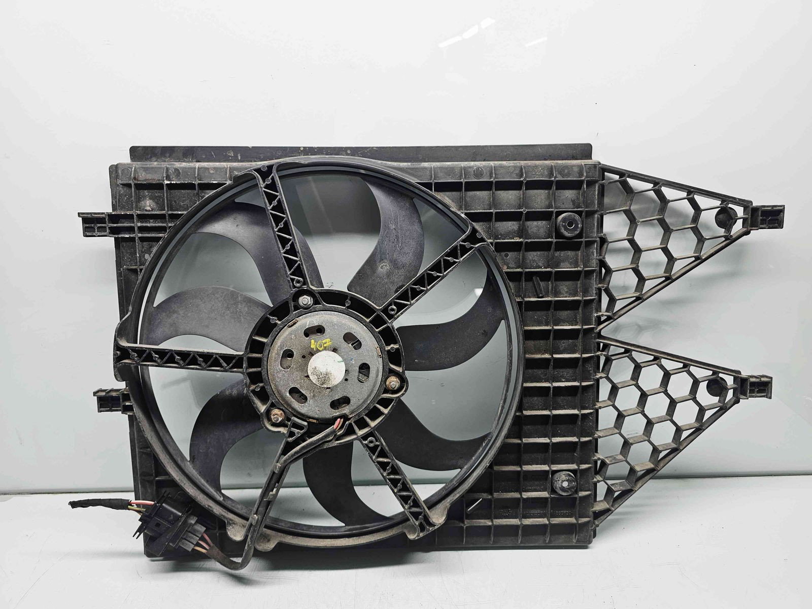 Electroventilator Volkswagen Polo (6R) [Fabr 2009-2016] 6R0121207Q 1.2 TSI CBZB 77KW / 105CP