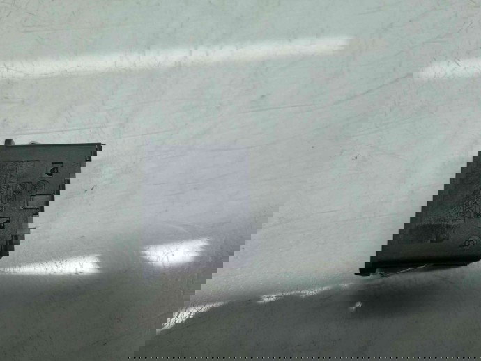  Conector auxiliar USB  Bmw 1 (E81, E87) [Fabr 2004-2010] 6930561