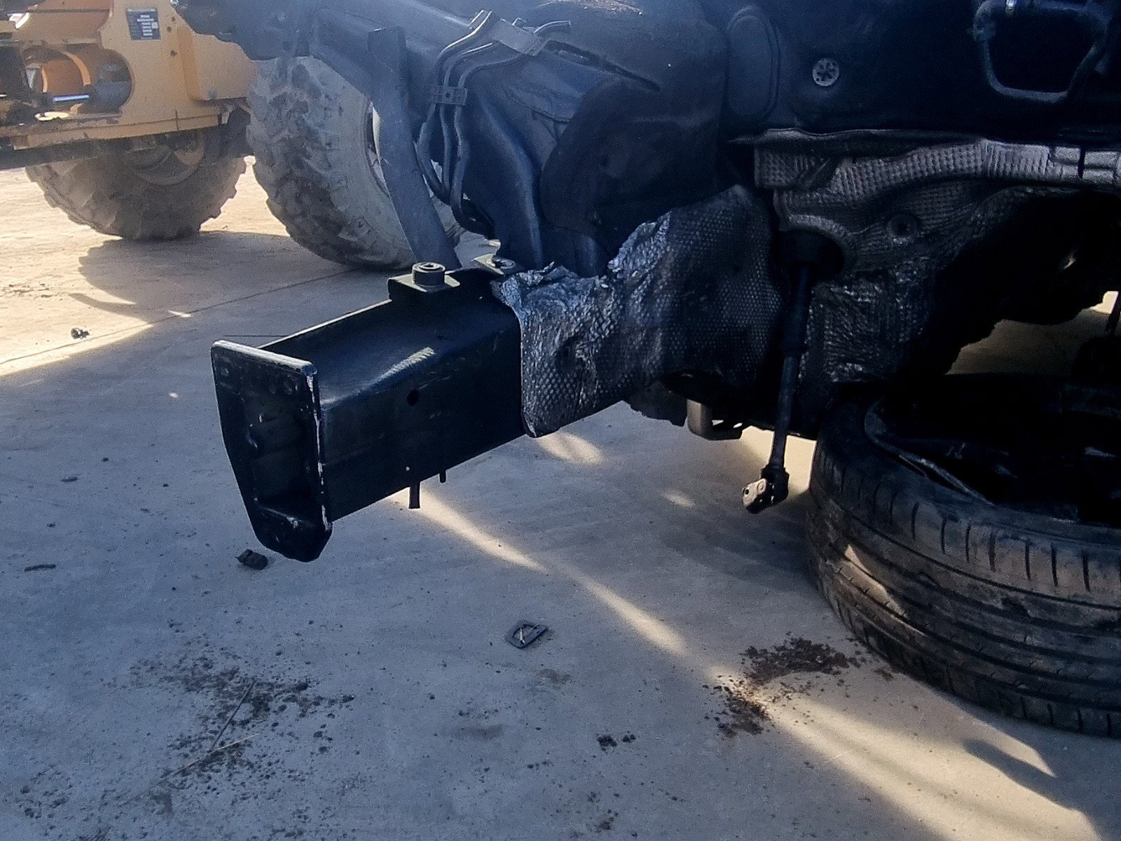 Lonjeron dreapta AUDI Q5 (8RB) [Fabr 2008-2016] S-line 2.0 TDI CGLB 125 KW / 170 CP - imagine 2