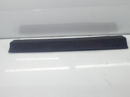 Ornament portbagaj AUDI Q5 (8RB) [Fabr 2008-2016] S-line 8R0861529A 2.0 TDI CGLB 125 KW / 170 CP