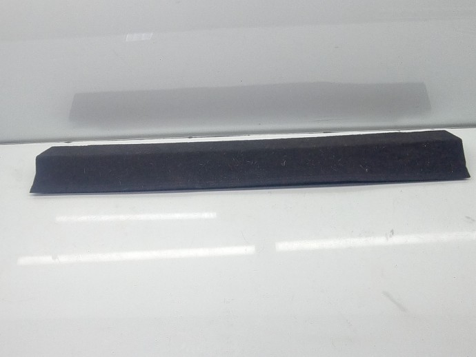 Ornament portbagaj AUDI Q5 (8RB) [Fabr 2008-2016] S-line 8R0861529A 2.0 TDI CGLB 125 KW / 170 CP