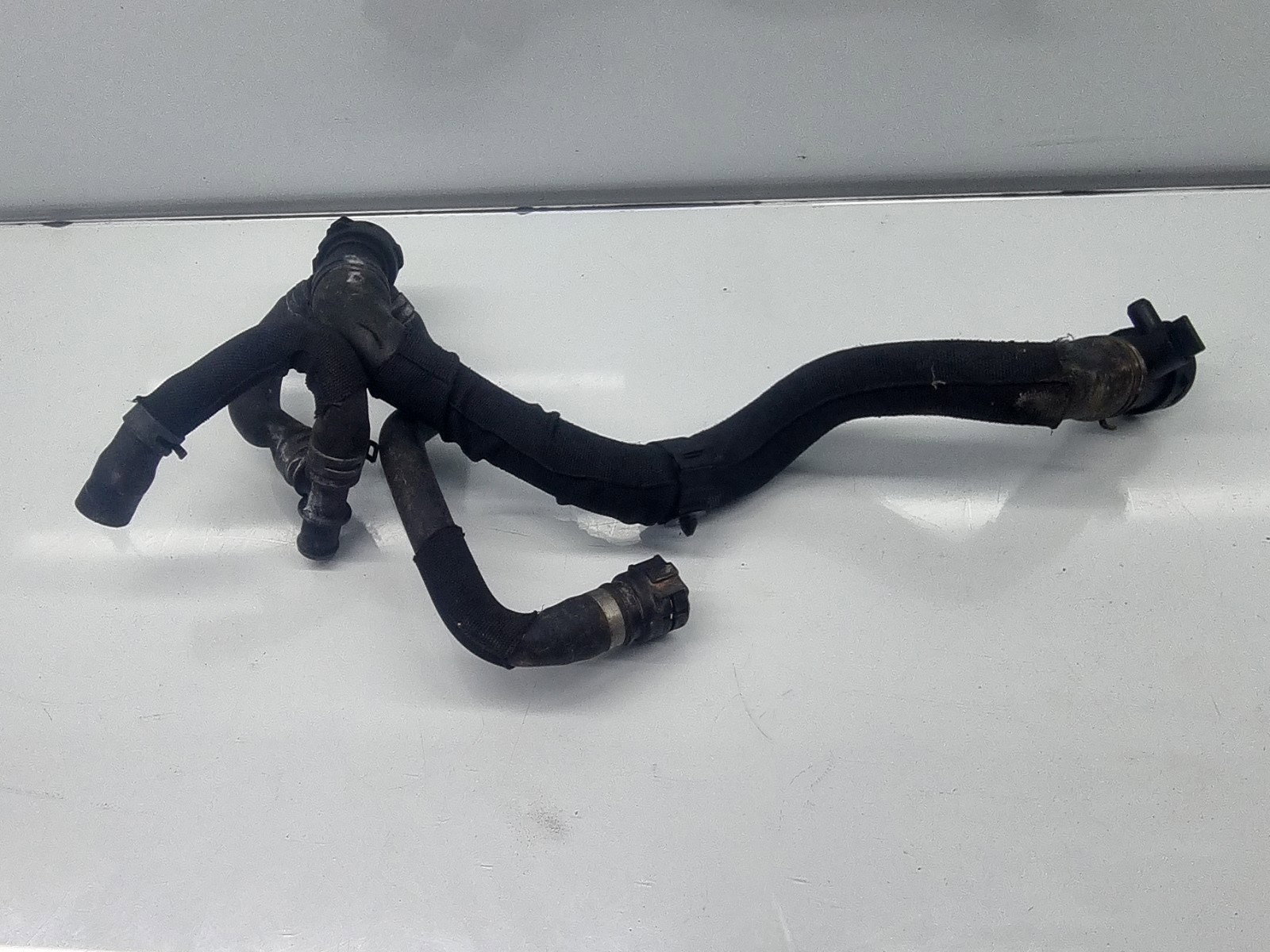 Furtun apa AUDI Q5 (8RB) [Fabr 2008-2016] S-line 8K0122293F 2.0 TDI CGLB 125 KW / 170 CP - imagine 1