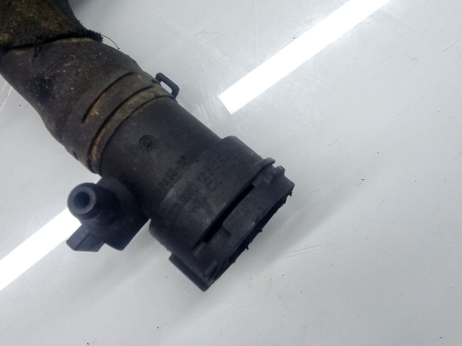 Furtun apa AUDI Q5 (8RB) [Fabr 2008-2016] S-line 8K0122293F 2.0 TDI CGLB 125 KW / 170 CP - imagine 2