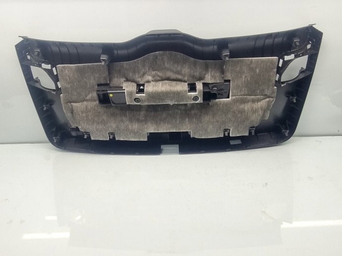 Ornament portbagaj AUDI Q5 (8RB) [Fabr 2008-2016] S-line 8R0867979B 2.0 TDI CGLB 125 KW / 170 CP