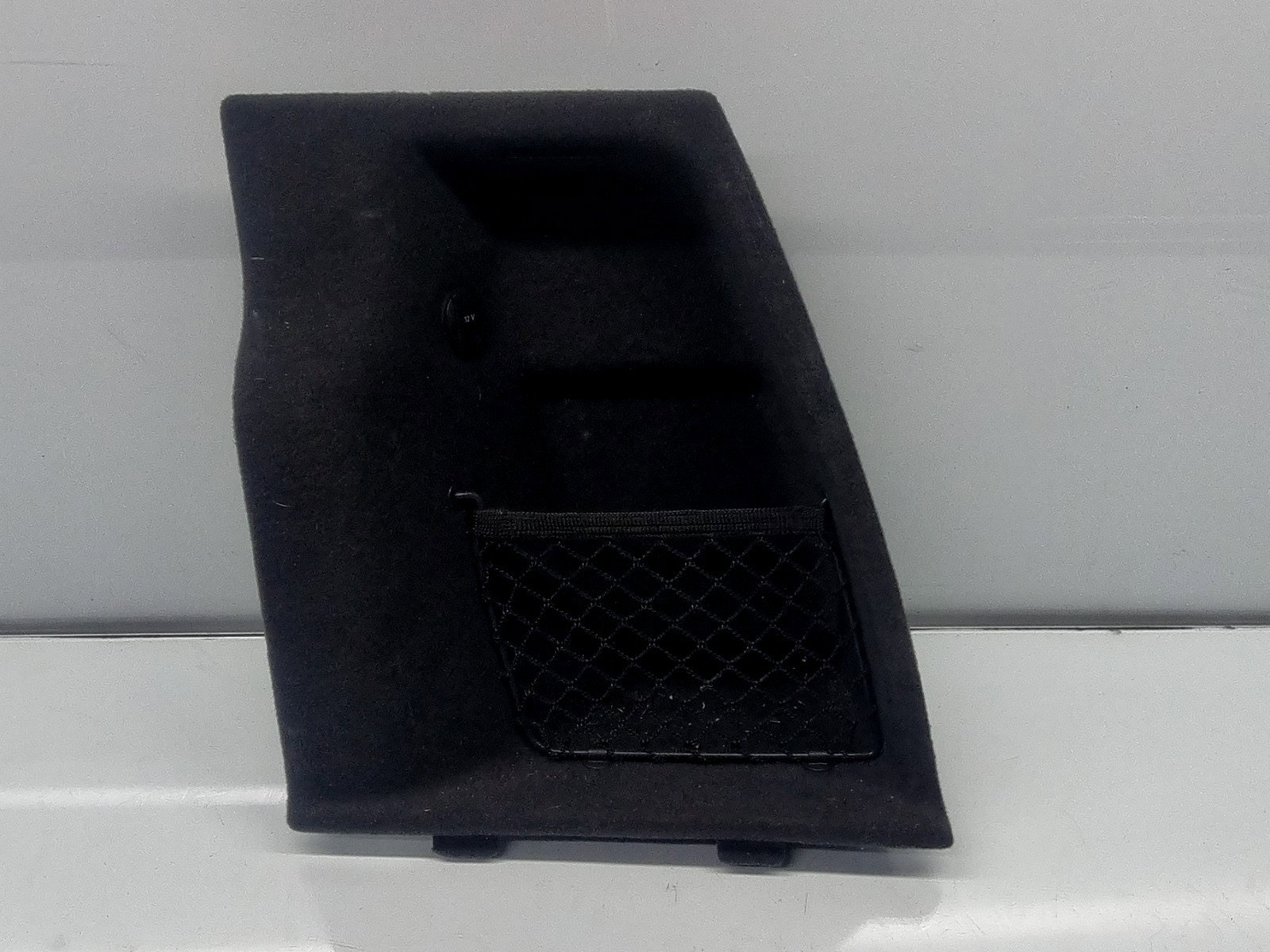 Ornament portbagaj AUDI Q5 (8RB) [Fabr 2008-2016] S-line 8R0867973A 2.0 TDI CGLB 125 KW / 170 CP - imagine 1