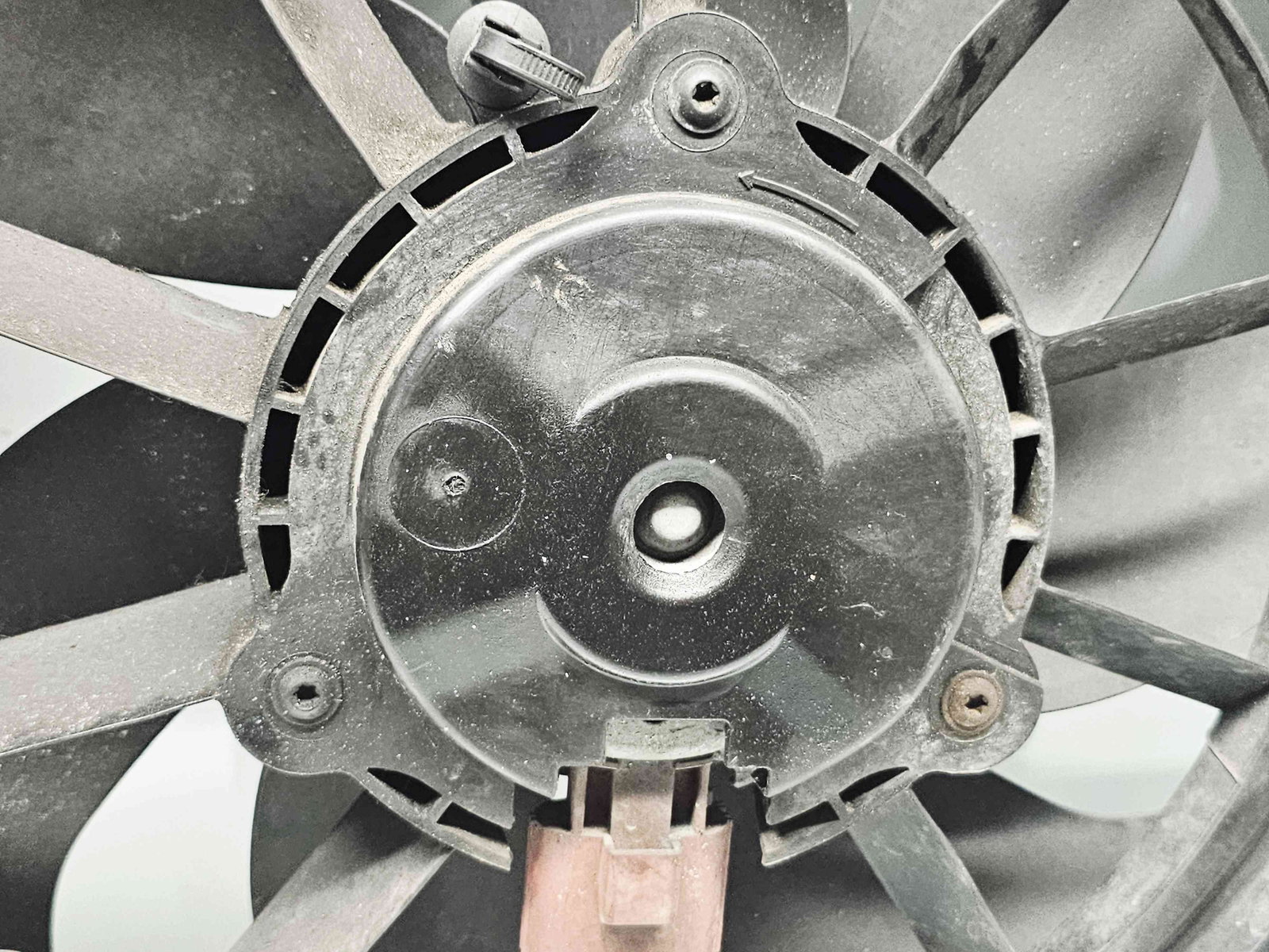 Electroventilator Ford Fiesta 6 facelift [Fabr 2008-2019] 8V51-8C607-CK 1.5 TDCI UGJC 70KW / 95CP - imagine 3