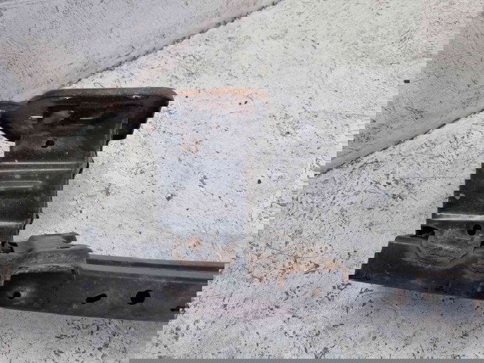 Armatura bara fata Ford Fiesta 6 facelift [Fabr 2008-2019]