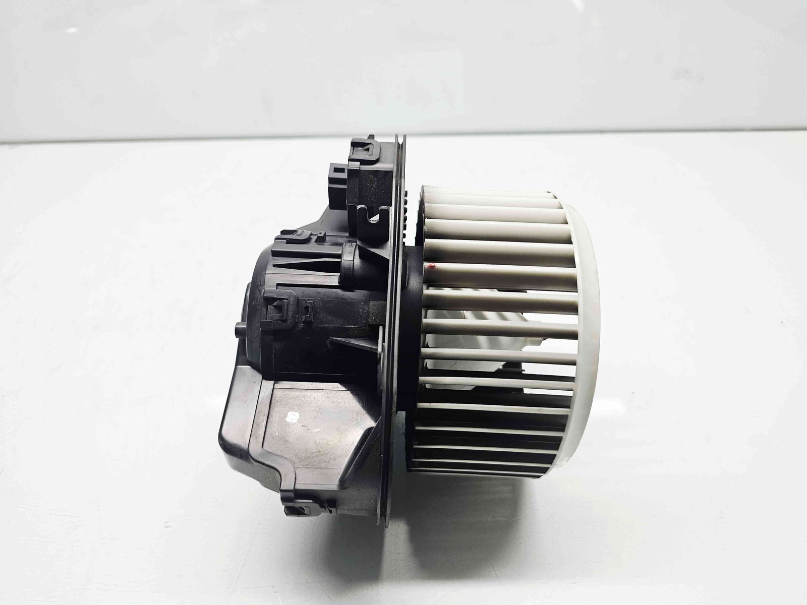 Aeroterma bord PORSCHE Cayenne (92A) [Fabr 2010-2017] 7P0820021B - imagine 1