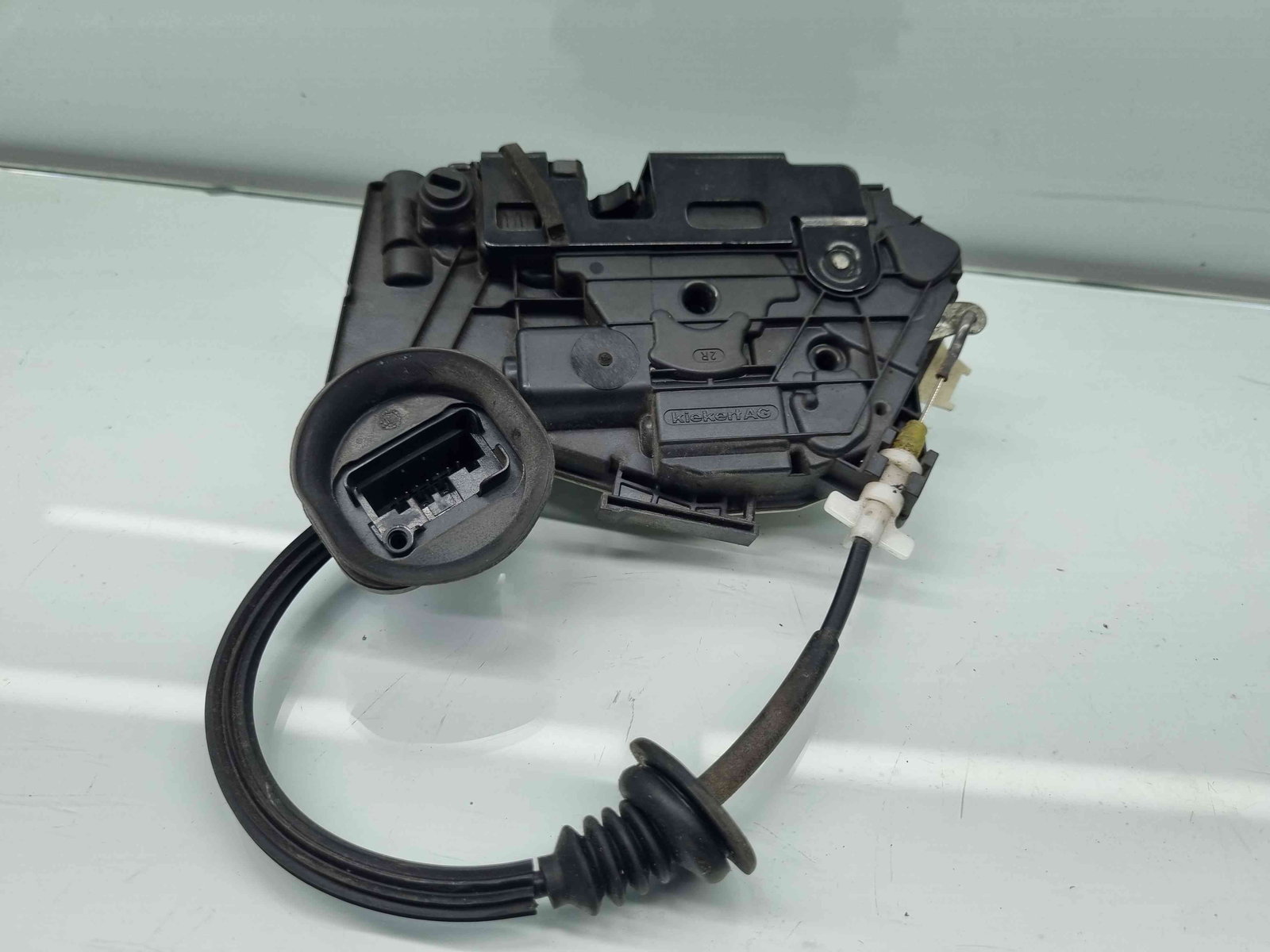 Broasca usa dreapta spate Volkswagen Golf 6 (5K1) GTD [Fabr 2009-2013] - imagine 2