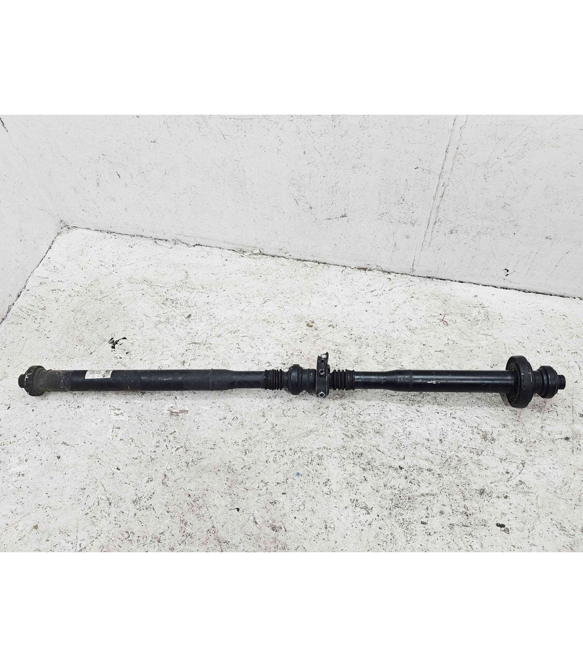 Vezi aici Cardan PORSCHE Cayenne (92A) [Fabr 2010-2017] 7P0521102R 3.0 TDI  CRCA 180KW / 245CP pentru doar 1.073,55 RON