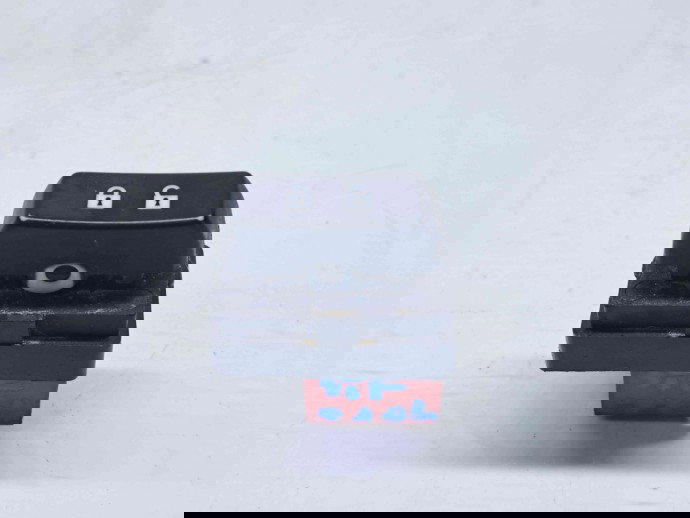  Buton blocare usi Opel Mokka [Fabr 2012-2019] OEM