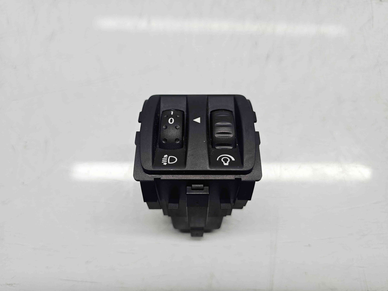 Buton reglaj far Renault Megane 3 (B95) [Fabr 2008-2016] 251900001R