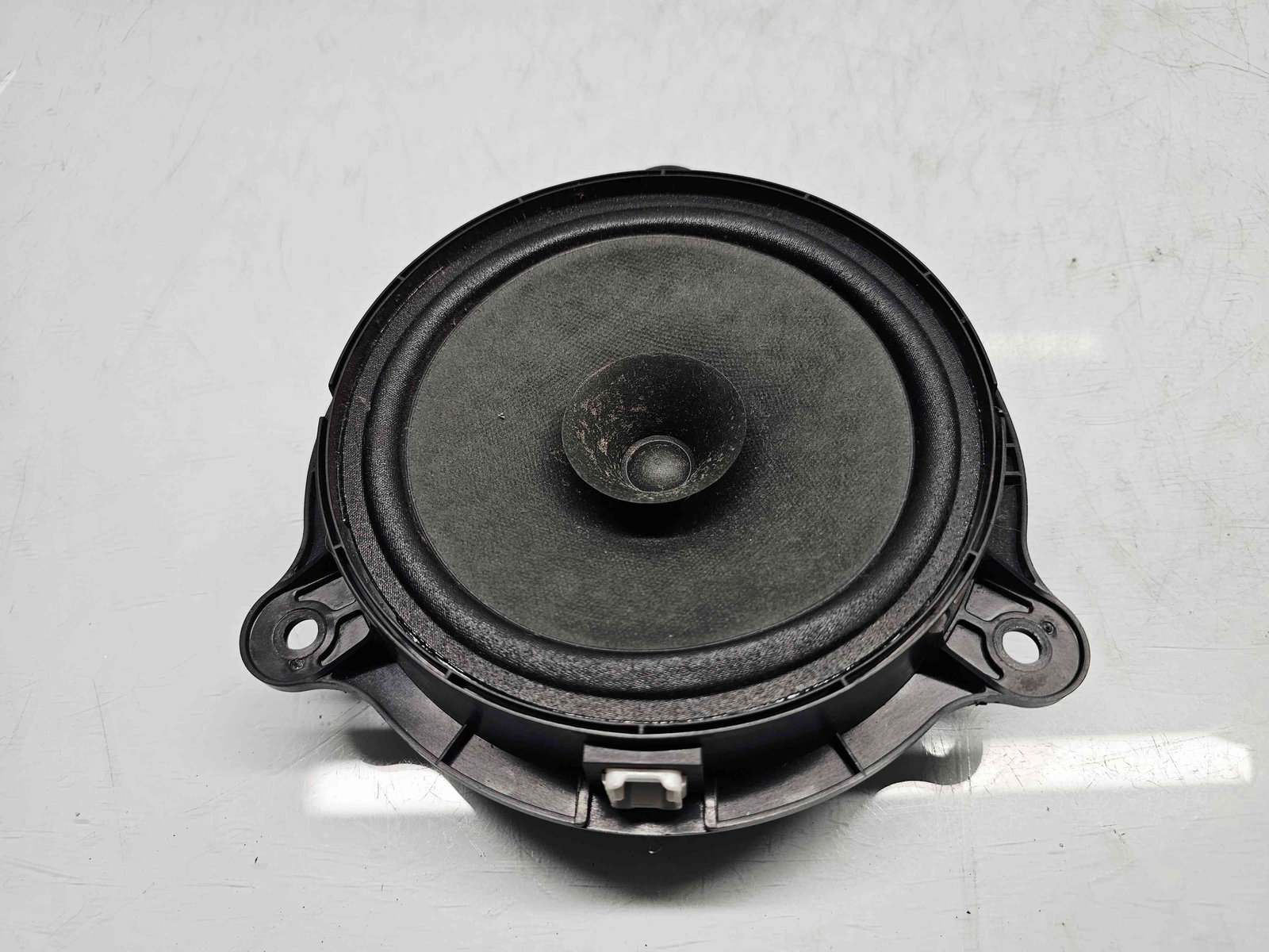 Boxa dreapta spate Nissan X-Trail (T32) [Fabr 2013-prezent] 28156-2SG0A - imagine 1