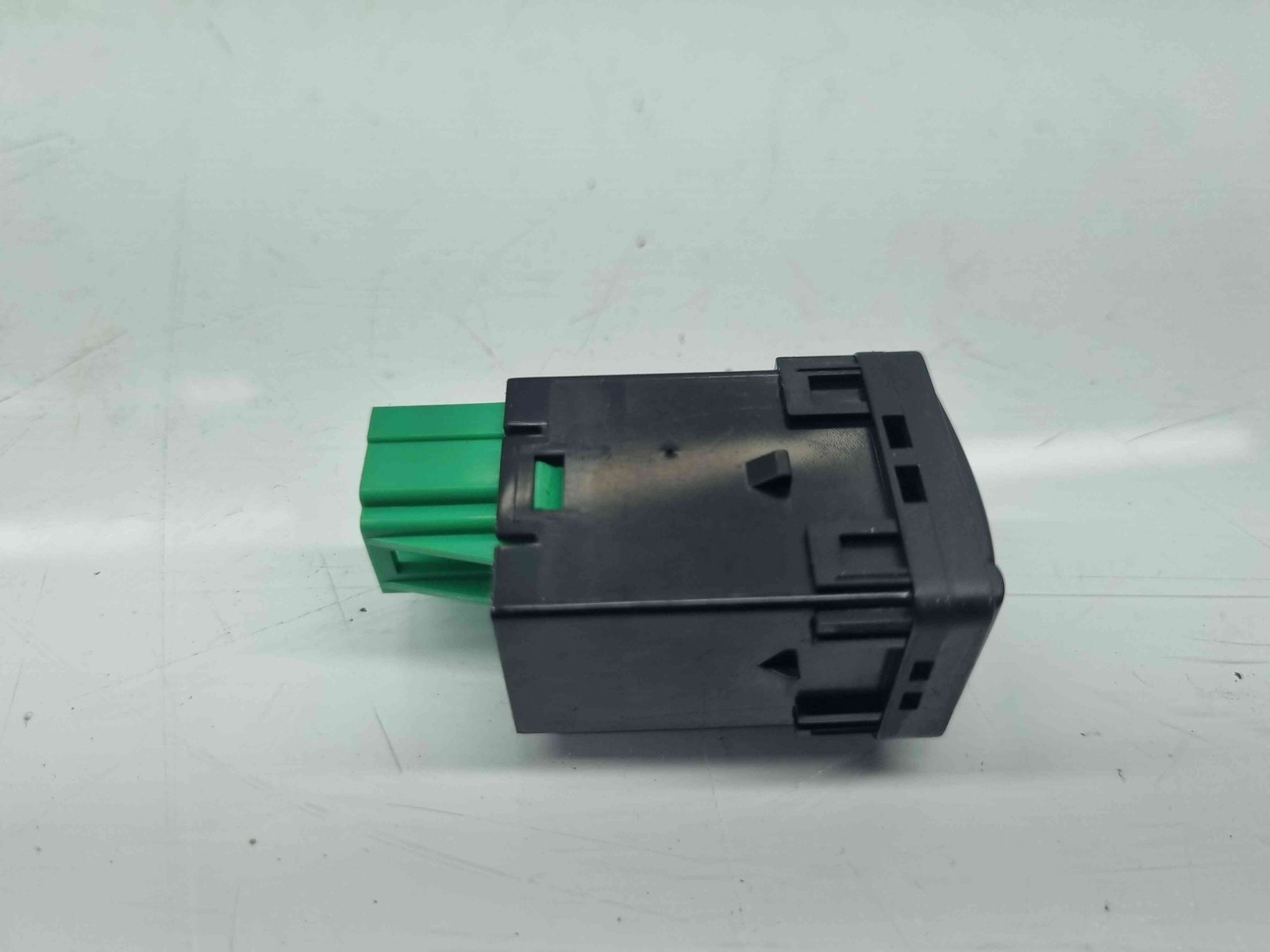 Buton deschidere portbagaj Nissan X-Trail (T32) [Fabr 2013-prezent] OEM - imagine 2