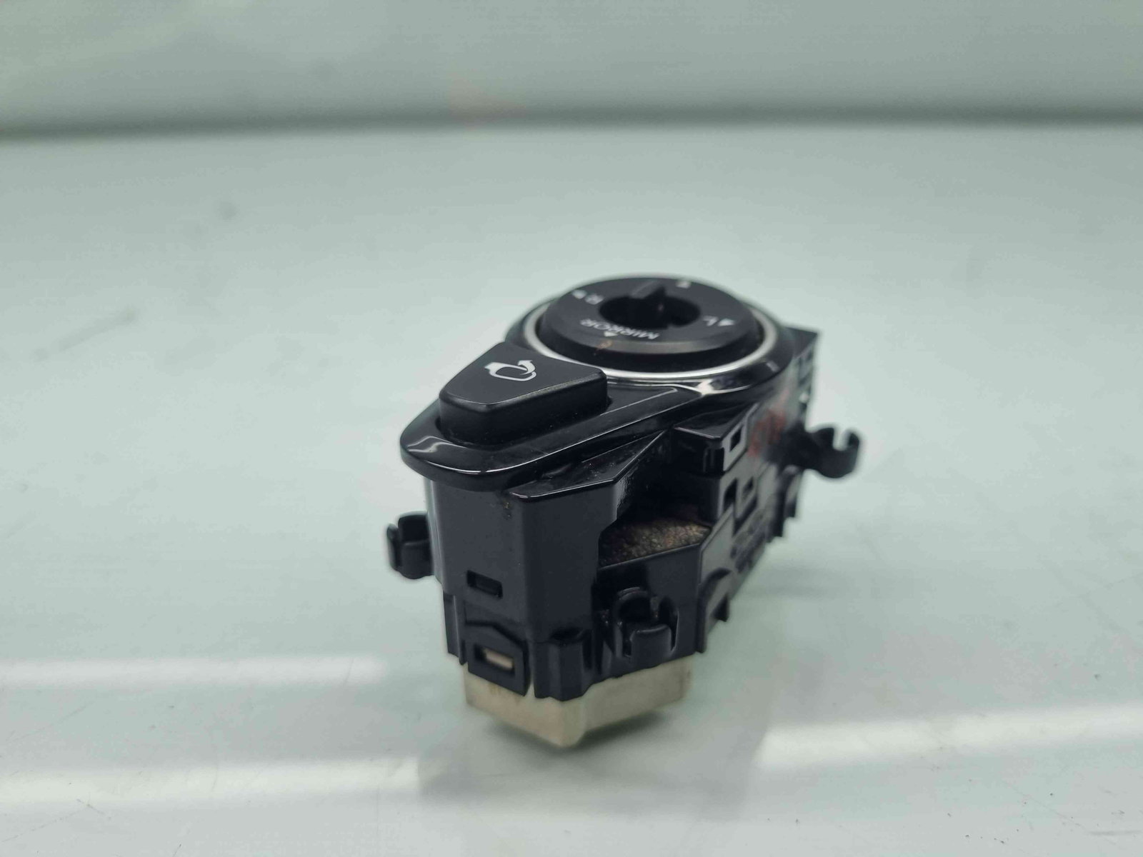 Buton reglaj oglinzi Hyundai i40 Wagon [Fabr 2012-2019] 39R480-1230 - imagine 3