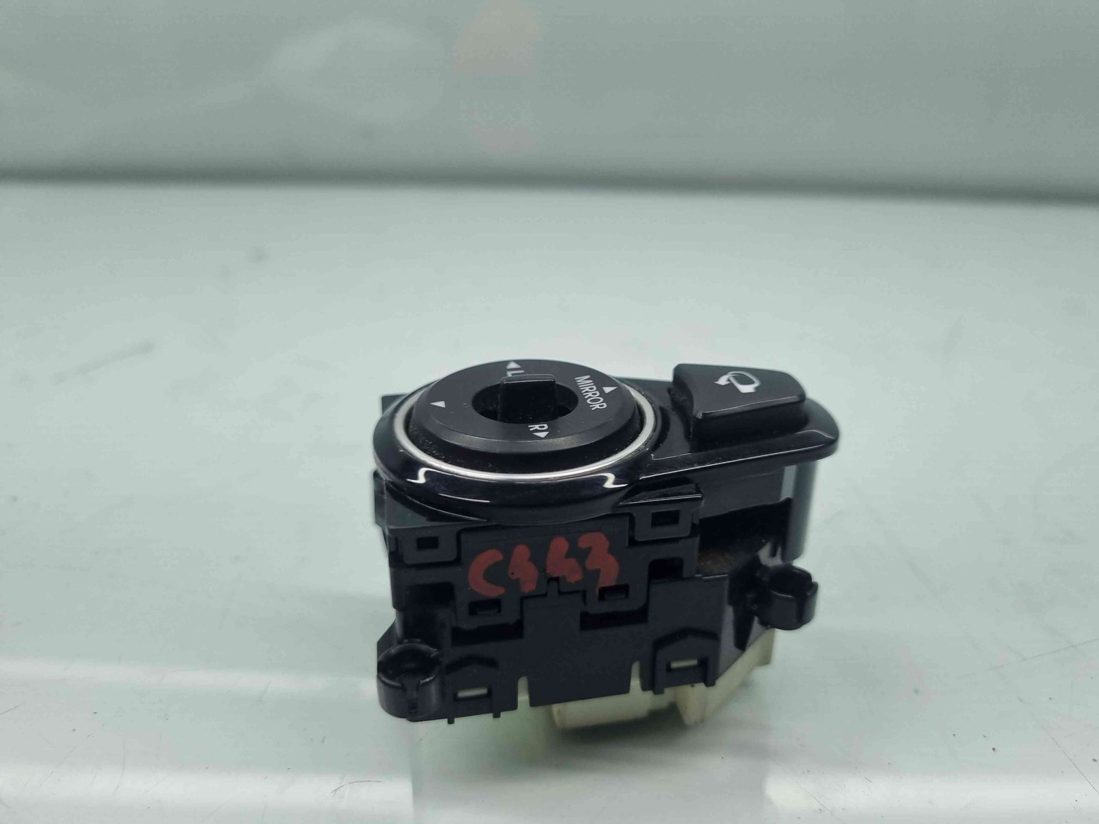 Buton reglaj oglinzi Hyundai i40 Wagon [Fabr 2012-2019] 39R480-1230 - imagine 4