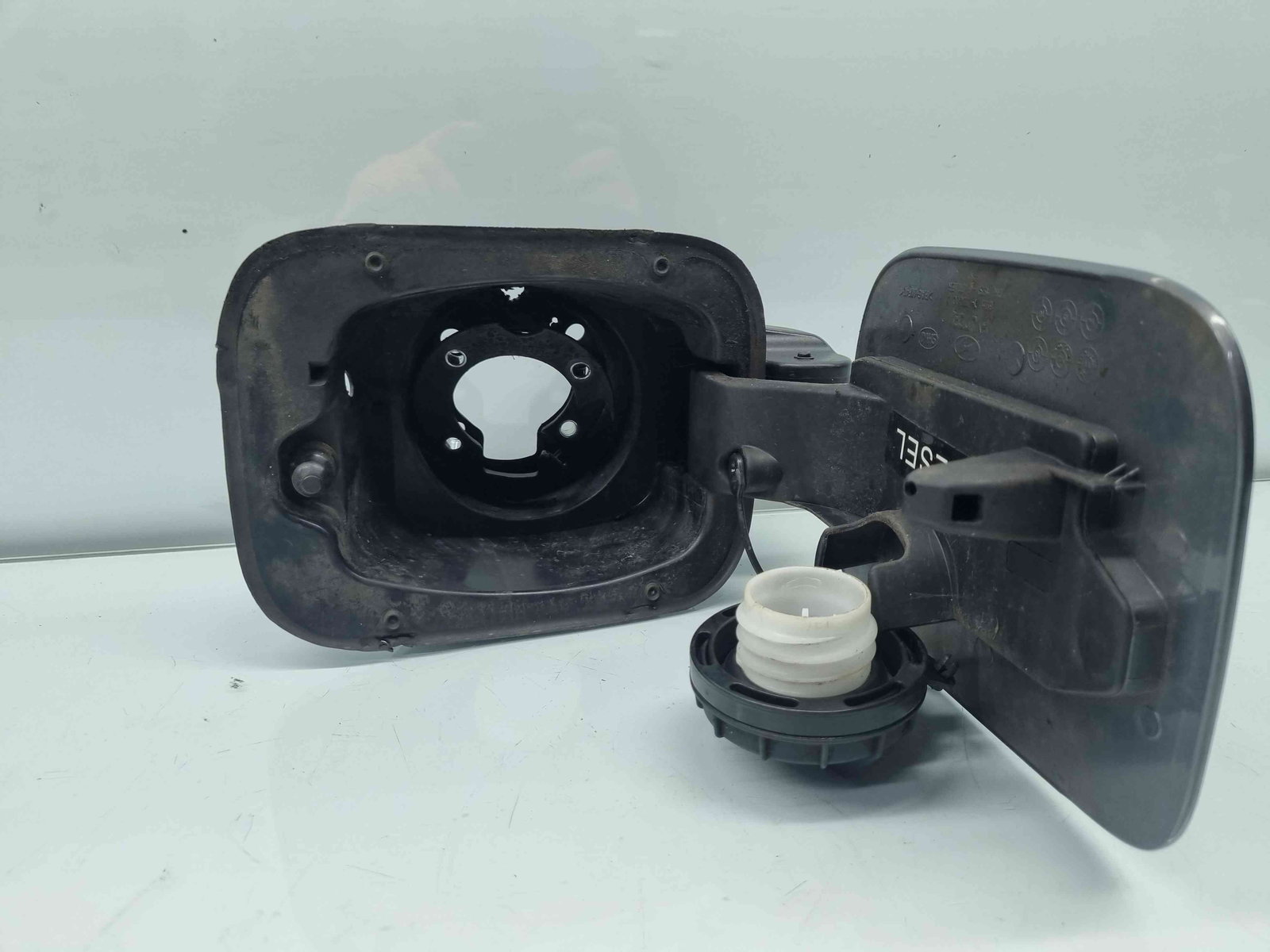 Capac rezervor Hyundai i40 Wagon [Fabr 2012-2019] - imagine 2