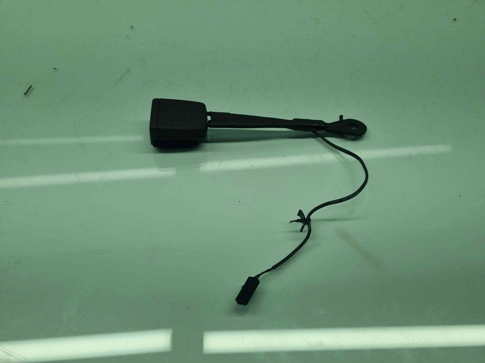 Capsa centura stanga fata Seat Ibiza 6 (KJ1) Facelift [Fabr 2017-prezent] 8Y0857755 - imagine 2