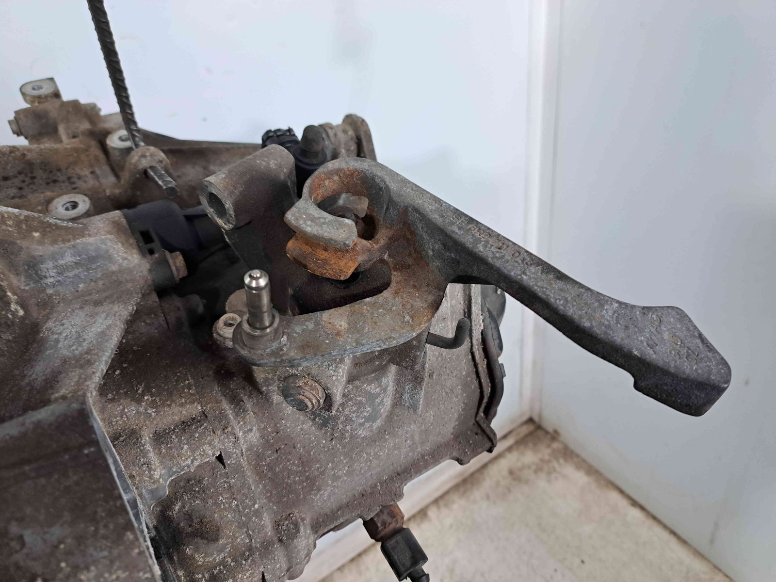 Cutie viteze manuala 5 trepte Seat Ibiza 5 (6J5) FR [Fabr 2008-2017] 1.2 TSI CBZB 77KW / 105CP - imagine 5