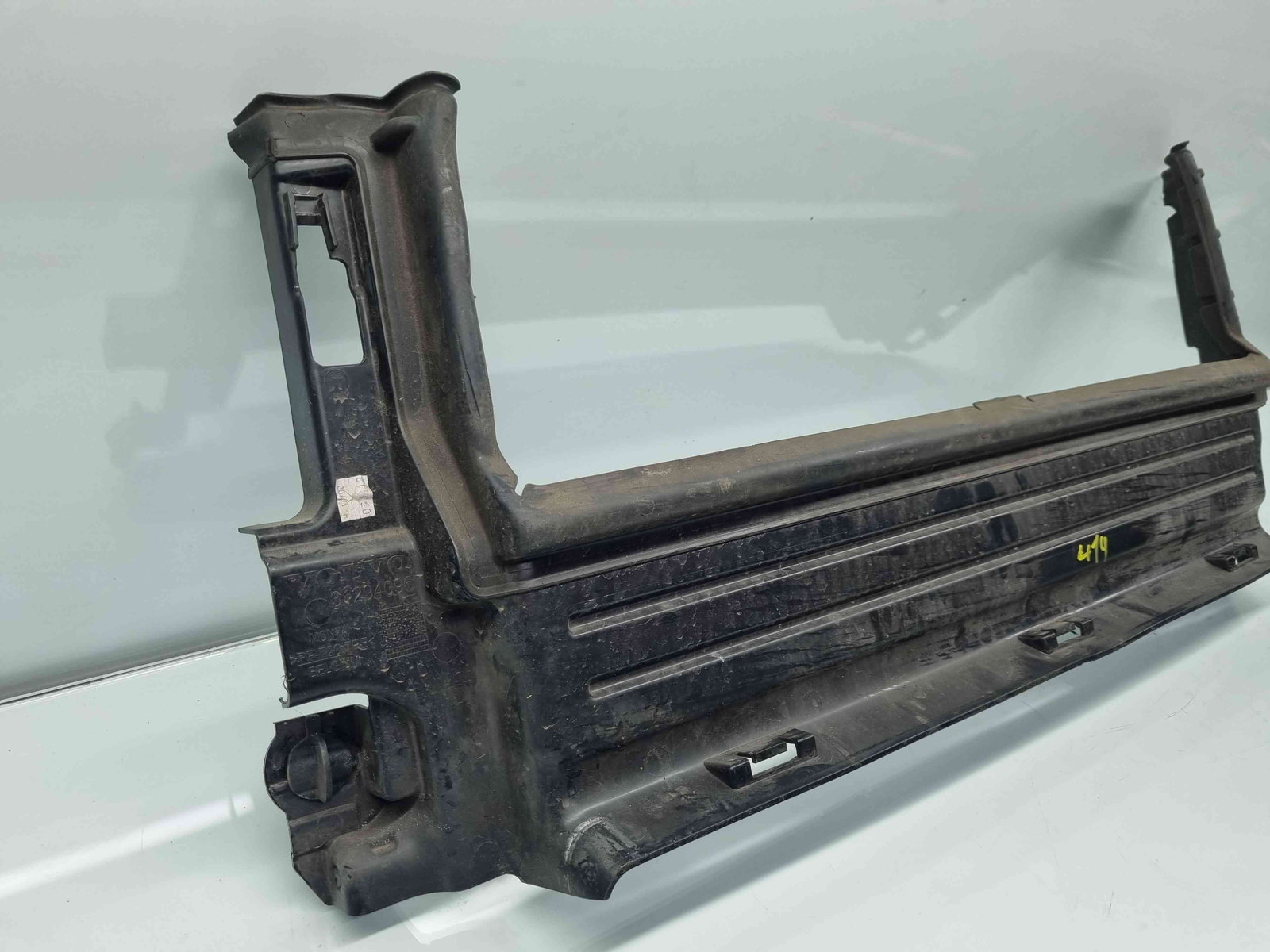 Deflector aer Volvo V40 II Facelift [Fabr 2013-2019] - imagine 2