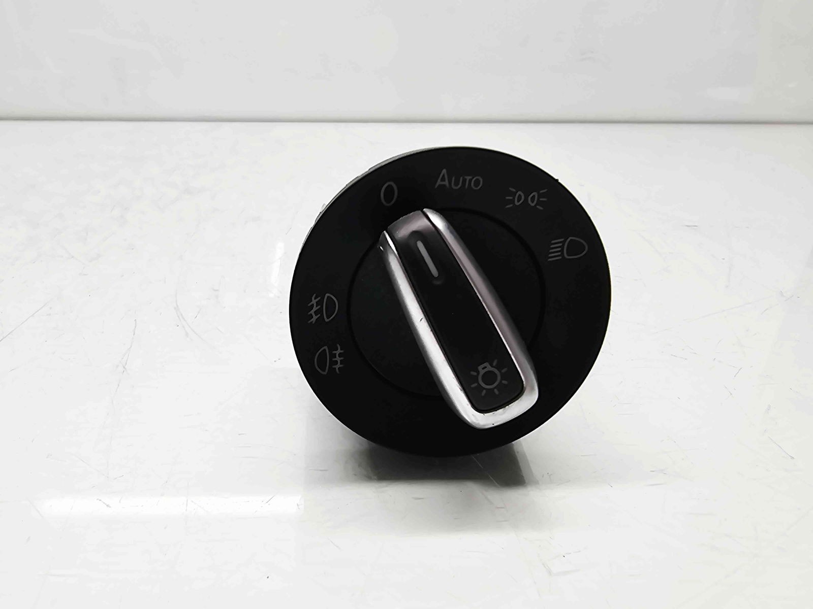 Bloc lumini Seat Alhambra (710) [Fabr 2010-2020] 3C8941431A - imagine 1