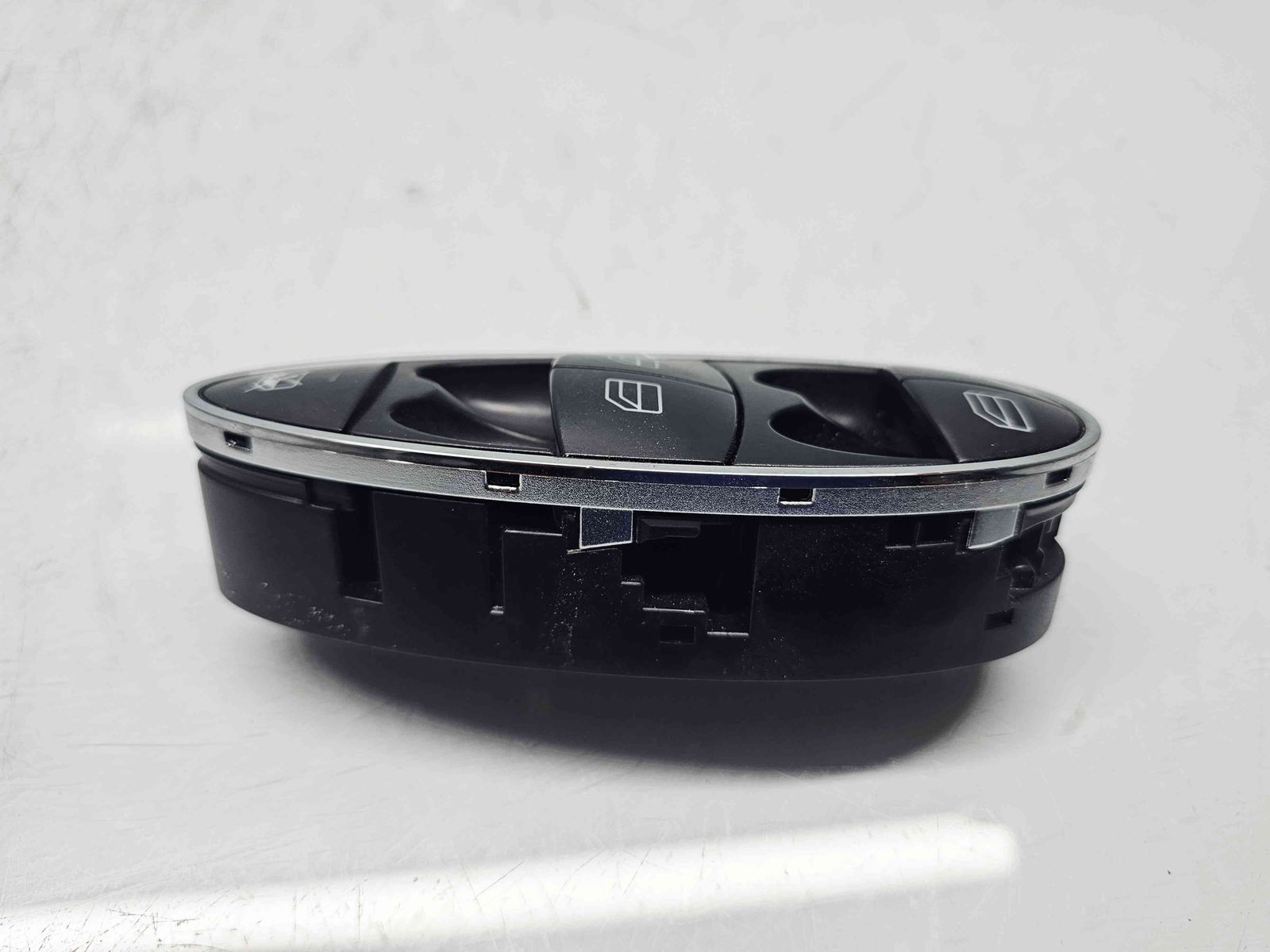 Butoane comanda geamuri sofer Mercedes CLS (C219) [Fabr 2004-2011] A2118213679 - imagine 4