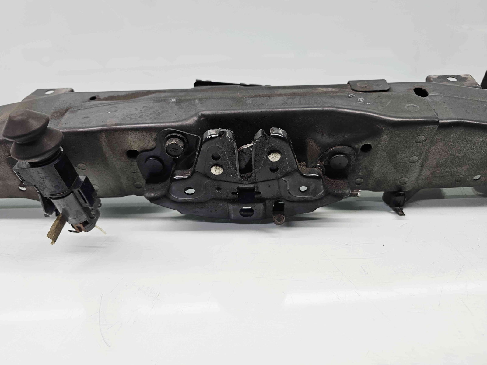 Capac trager Nissan Qashqai (2) [Fabr 2013-2017] - imagine 2