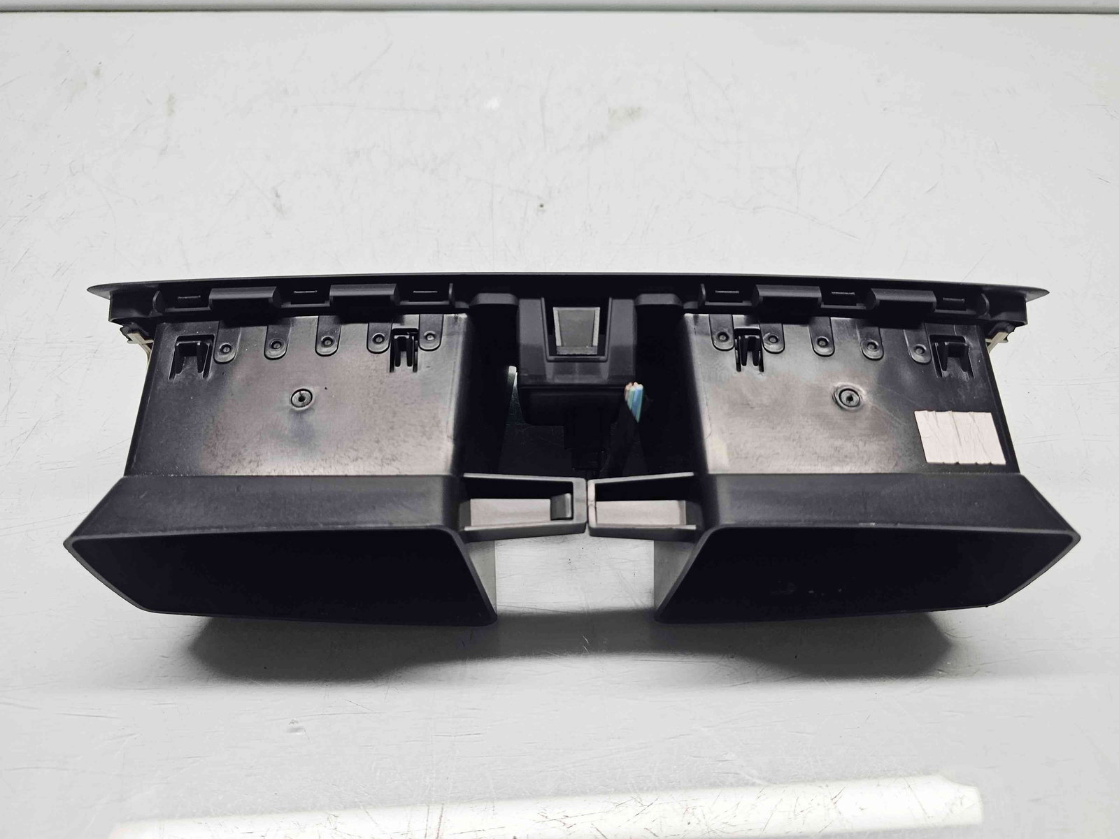 Grila aerisire centrala Renault Megane 3 (B95) [Fabr 2008-2016] OEM - imagine 2