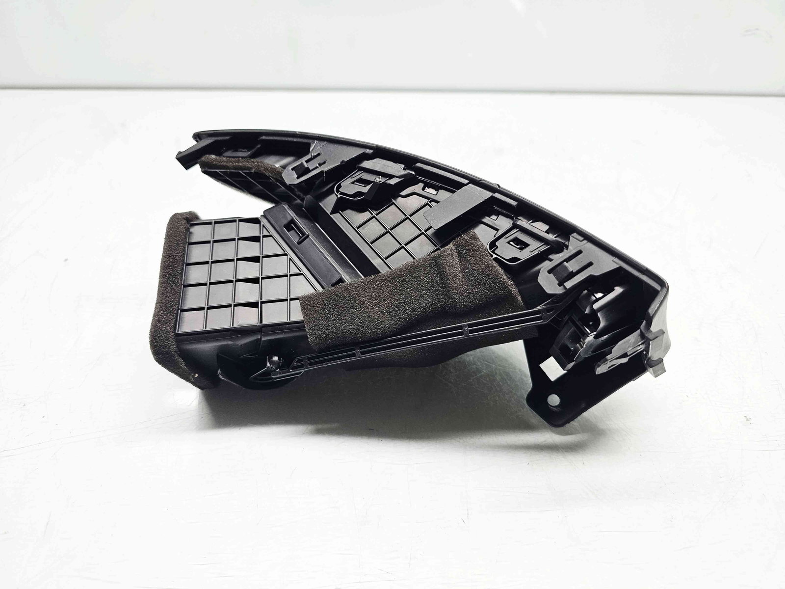 Grila aerisire dreapta Hyundai i40 Wagon [Fabr 2012-2019] OEM - imagine 4