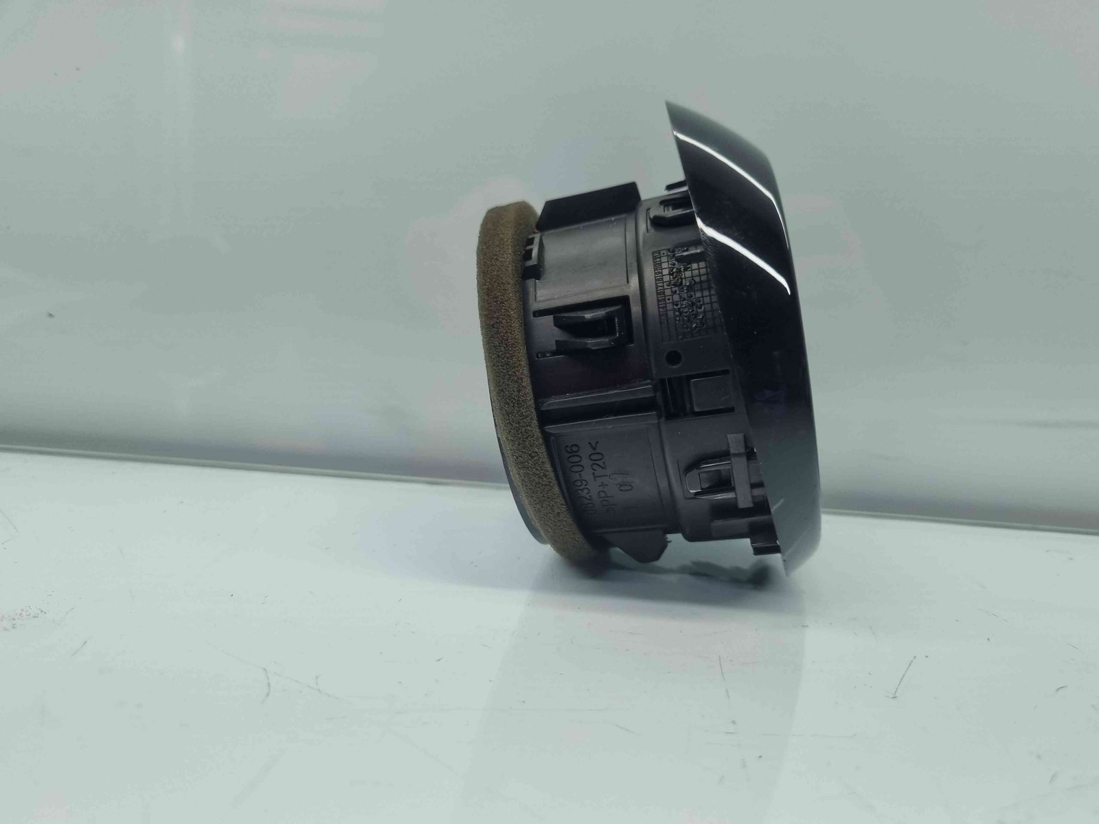 Grila aerisire dreapta Renault Captur (X87) [Fabr 2013-2017] 687606325R - imagine 3