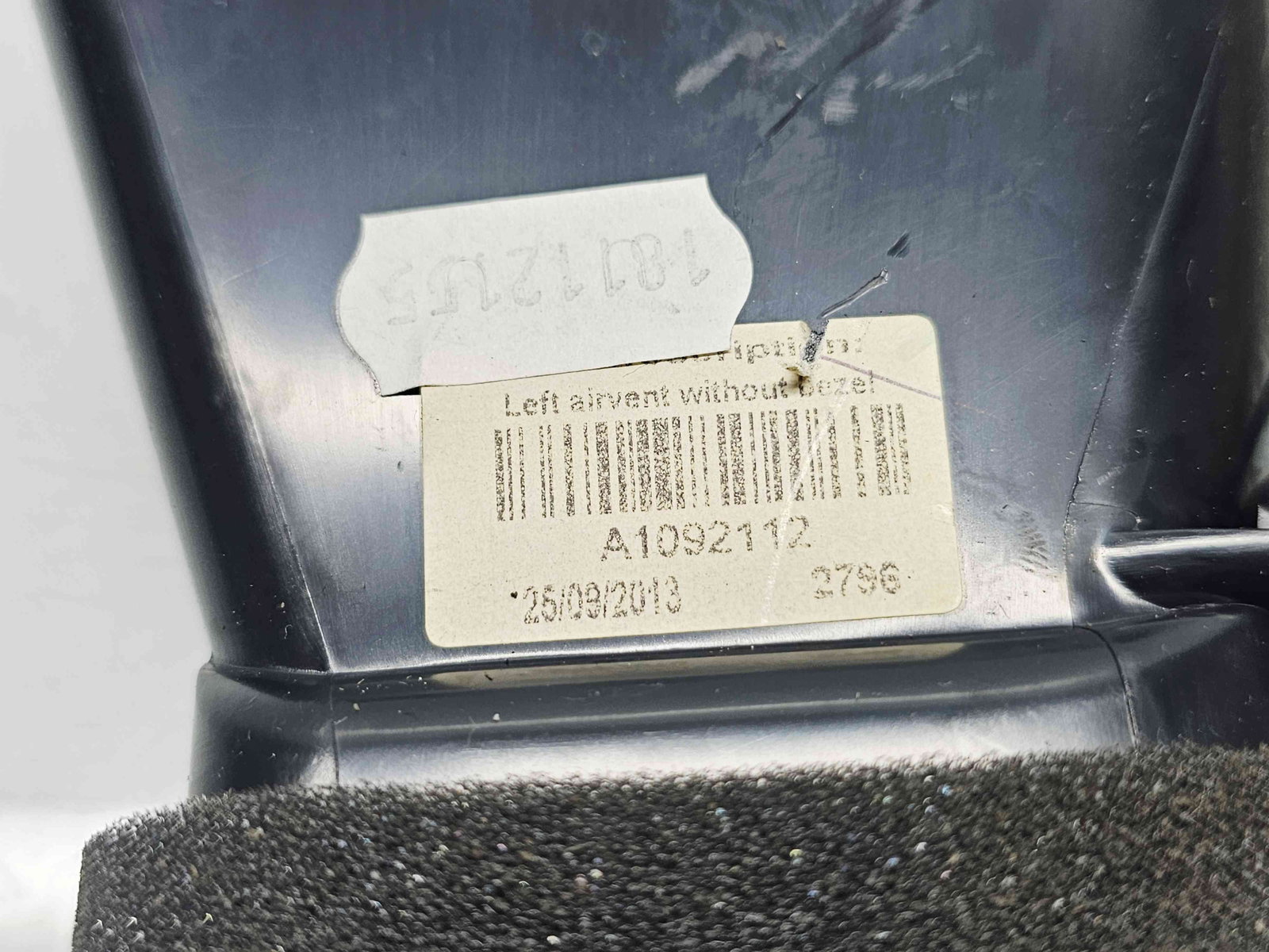 Grila aerisire stanga Citroen DS3 [Fabr 2009-2015] A1092112 - imagine 4