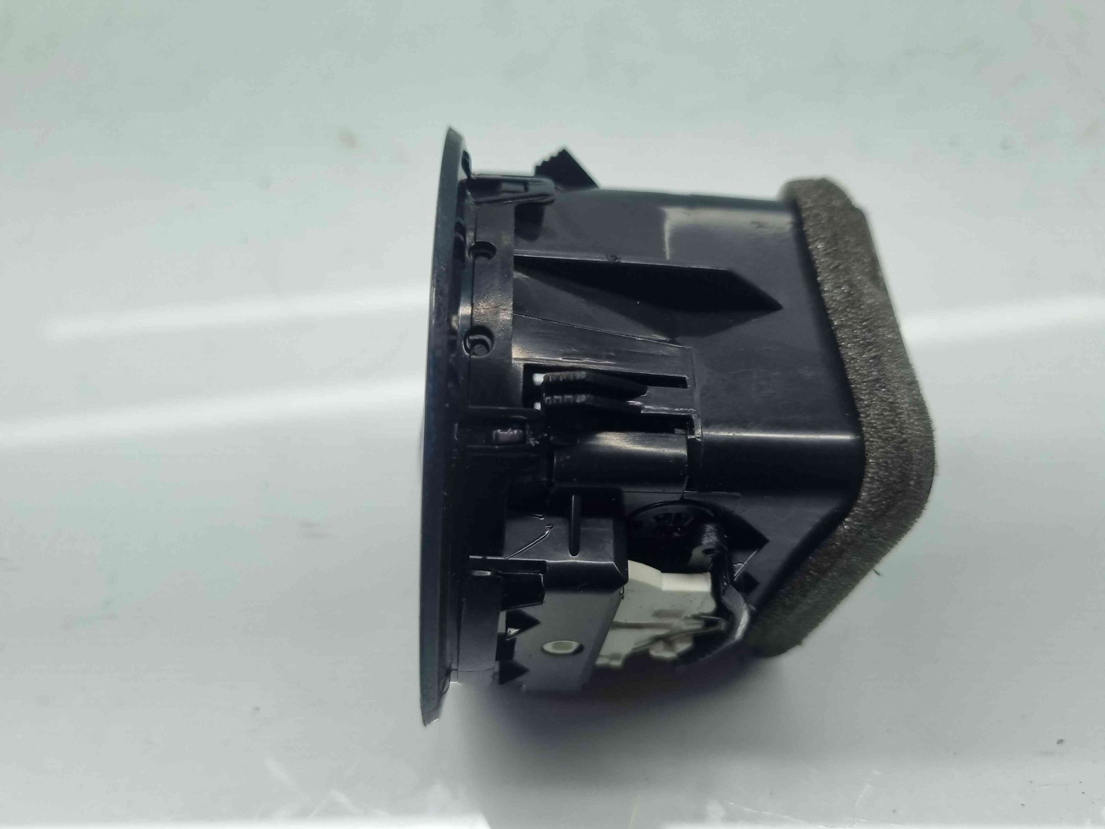 Grila aerisire stanga Opel Corsa D [Fabr 2006-2013] 13365419 - imagine 2