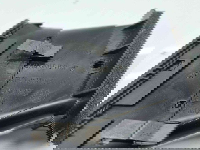  Grila aerisire stanga Volkswagen Golf 6 (5K1) GTD [Fabr 2009-2013] 5K0819703