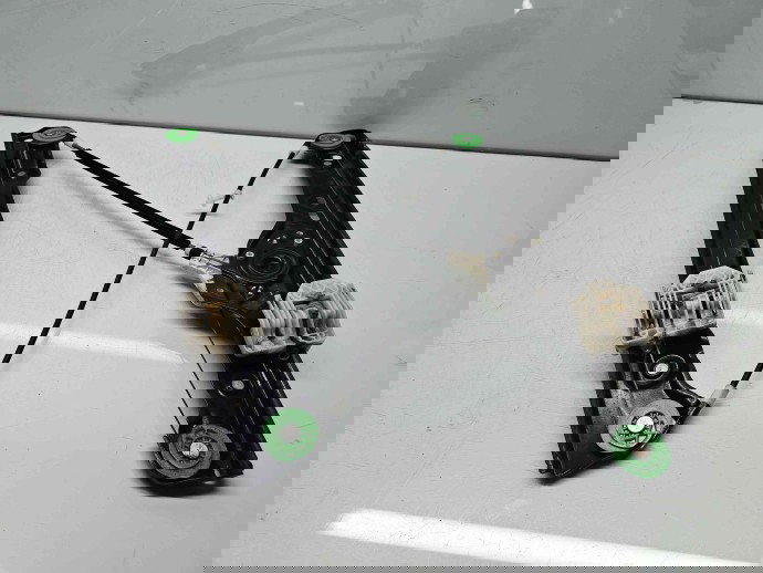 Macara electrica geam dreapta fata Bmw 3 (E90) Facelift [Fabr 2005-2011]