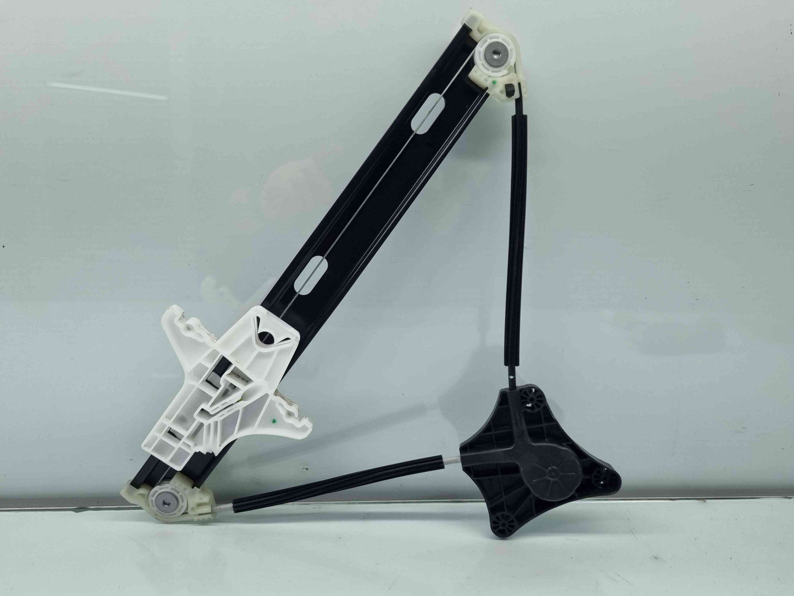 Macara electrica geam dreapta spate Seat Ibiza 6 (KJ1) Facelift [Fabr 2017-prezent] - imagine 2