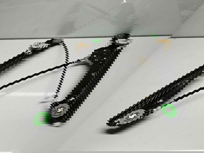 Macara electrica geam stanga fata Bmw 3 (E90) Facelift [Fabr 2005-2011]