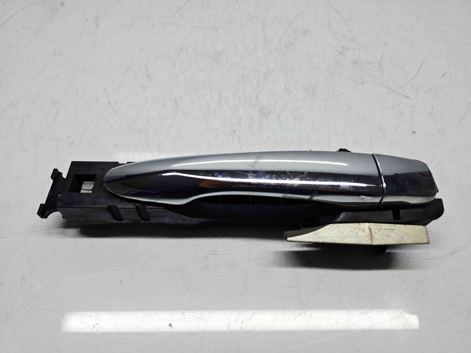 Maner usa dreapta spate Nissan X-Trail (T32) [Fabr 2013-prezent] - imagine 2