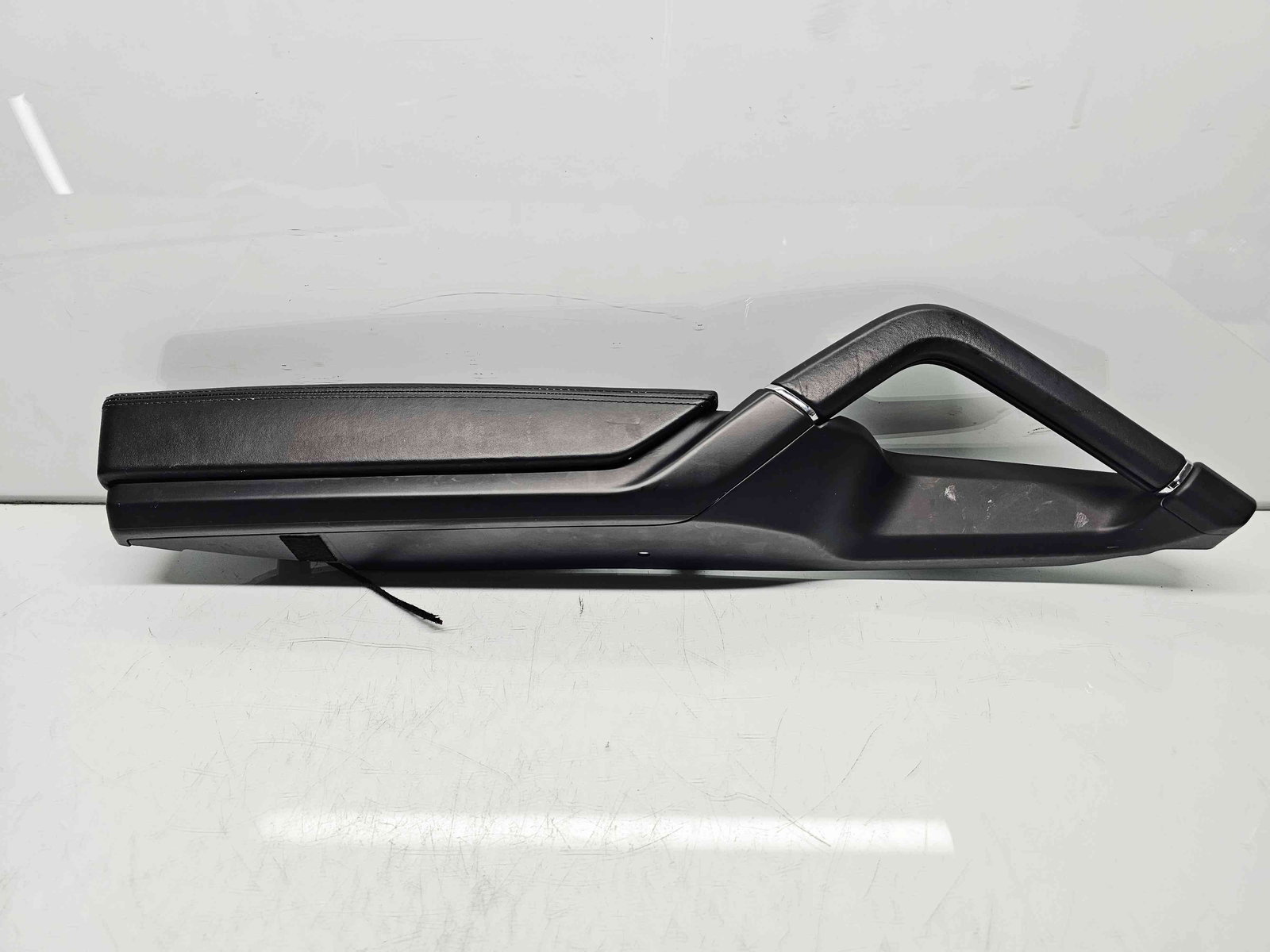 Maner usa stanga fata PORSCHE Cayenne (92A) [Fabr 2010-2017] - imagine 1