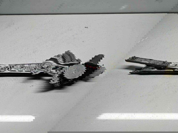 Macara electrica geam stanga spate Nissan X-Trail (T32) [Fabr 2013-prezent]