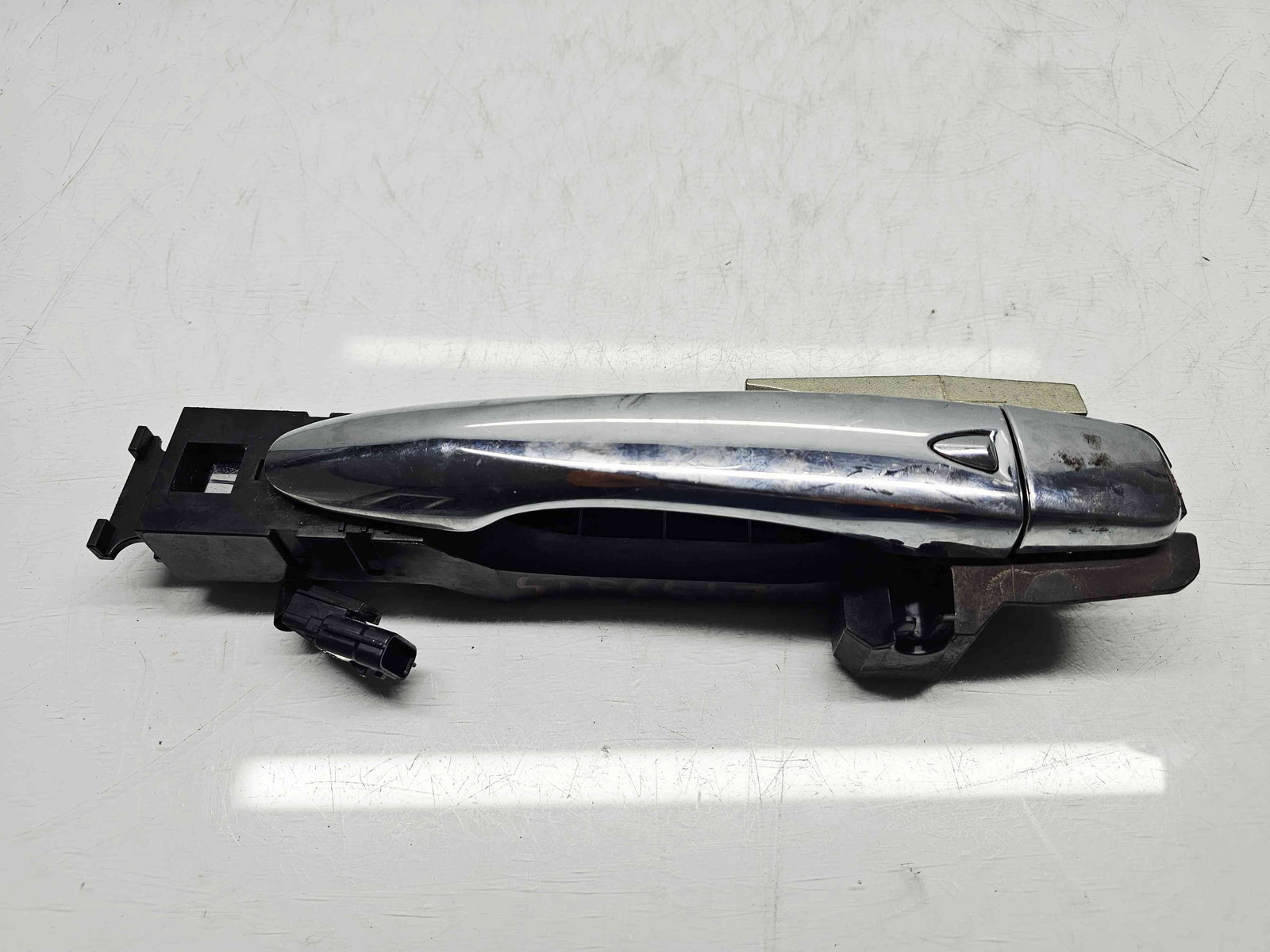 Maner usa stanga fata Nissan X-Trail (T32) [Fabr 2013-prezent] - imagine 1