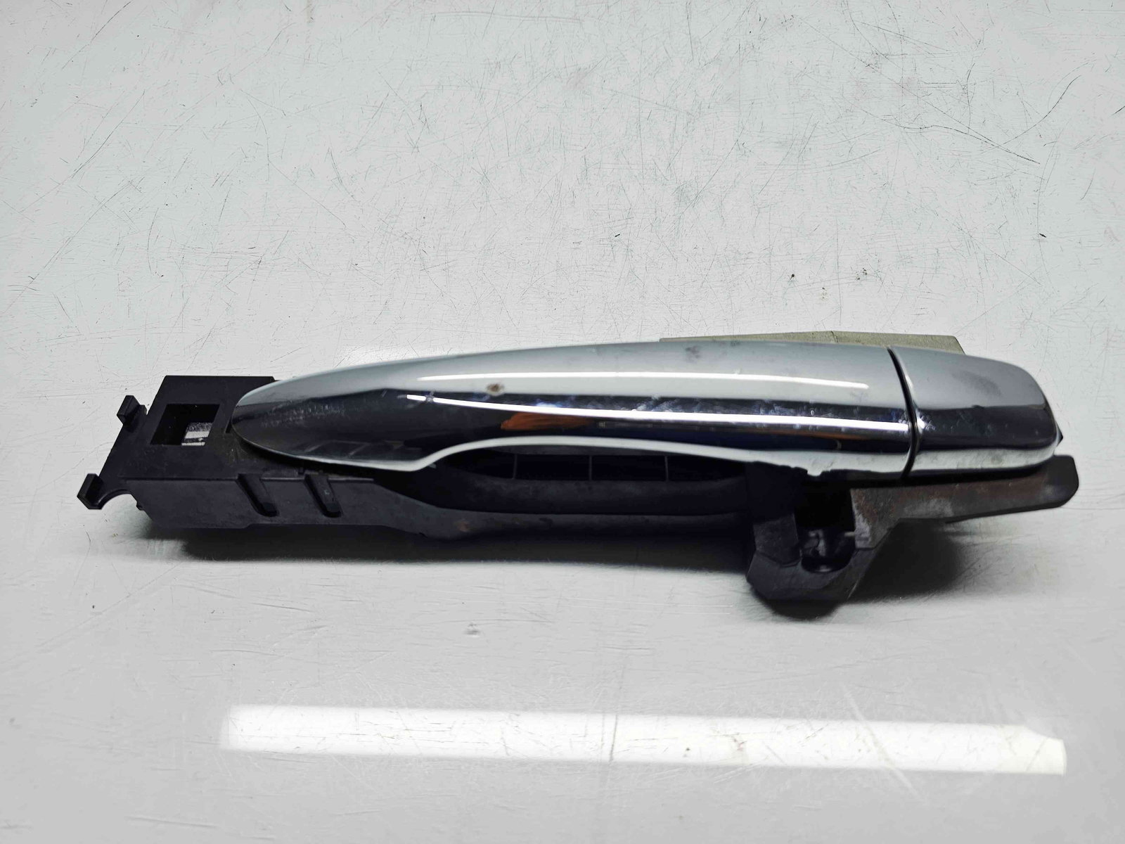 Maner usa stanga spate Nissan X-Trail (T32) [Fabr 2013-prezent] - imagine 1