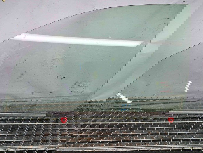 Geam usa stanga fata Toyota Rav 4 II (CLA2, XA2, ZCA2, ACA2) [Fabr 2000-2006] OEM