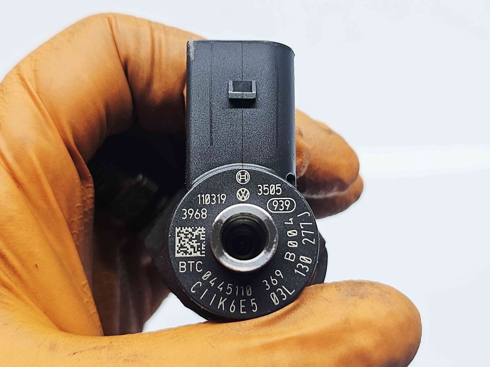 Injector Volkswagen Passat CC (357) [Fabr 2008-2012] 03L130277J 2.0 TDI CFFB 103KW / 140CP - imagine 2