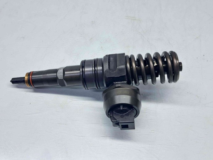 Injector Audi A3 Sportback (8PA) [Fabr 2004-2013] 038130073AG 1.9 TDI BXE 77KW / 105CP  